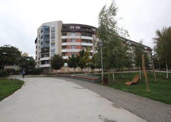 2pok, 34met, okolice Walońskiej BALKON/WINDA/2010 (Wrocław)