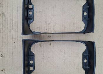 Wewnętrzne plastikowe ramki reflektorów przednich Fiat 126p Maluch