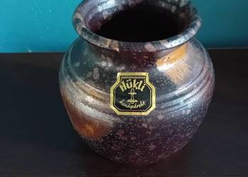 Wazon typu Fat Lava holenderskiej manufaktury Hukli.