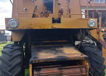 kombajn bizon Z056