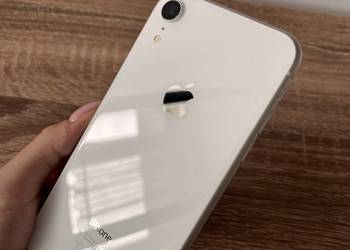 Sprzedam iPhone XR