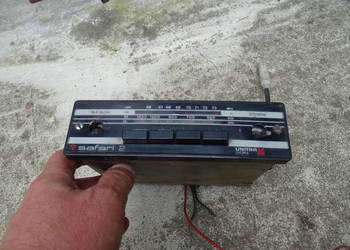 Radio samochodowe Safari 2 z okresu PRL