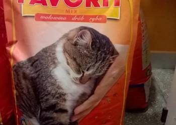 Karma sucha dla kotów Favorit Mix (wołowina-drób-ryba) 15 kg
