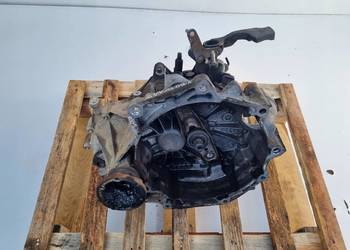 VW Touran 1.6 FSI MANUALNA SKRZYNIA BIEGÓW manual GVY