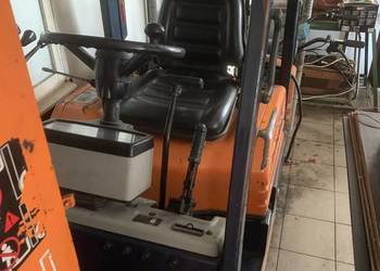Wózek widłowy toyota 15