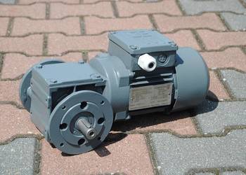 Motoreduktor kątowy 0.18kw. 34obr./min. z hamulcem Firmy SEW