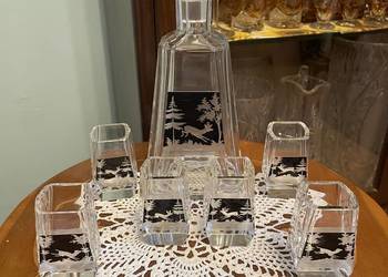 Karafka z kieliszkami z kryształu .Mysliwski Bohemia;