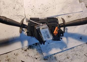 Renault Clio 2 - Przełącznik świateł kierukowskazów