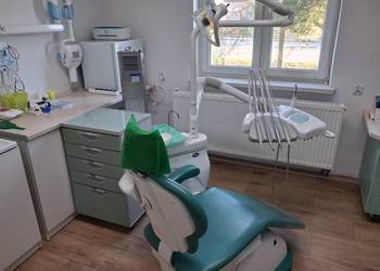 Wyposażenie gabinetu stomatologicznego: Unit OMS, RTG Villa, Autoklaw, Mebl