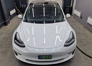 Tesla Model 3 RWD auto prywatne