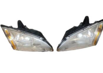 Ford Focus - Lampy przód kpl