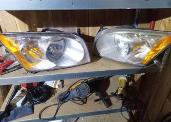 Reflektory dodge caliber