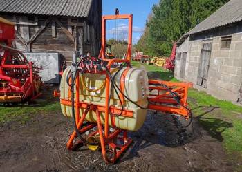 Opryskiwacz Douven 12 metrów 600 litrów