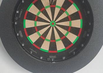 Dart - tarcza, oświetlenie i lotki. Komplet