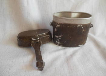 Manierka wojskowa PRL