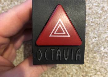 Włącznik świateł awaryjnych Skoda Octavia I trójkąt -orygina