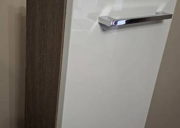 Szafeczka i lustro z półeczka