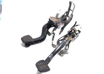 PEDAŁY TOYOTA YARIS III 1.0 69KM