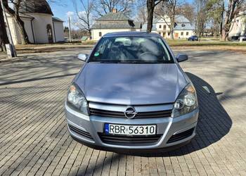 Sprzedam Opel Astra H 2004r. 1.6 16V benzyna