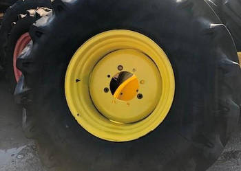 John Deere Felgi 20x26 , Koła 23.1-26