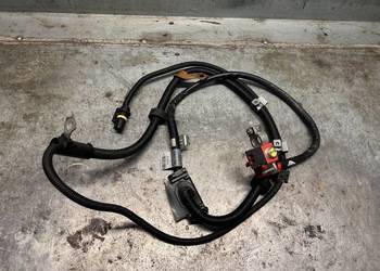 Klema pirotechniczna Mercedes w 204