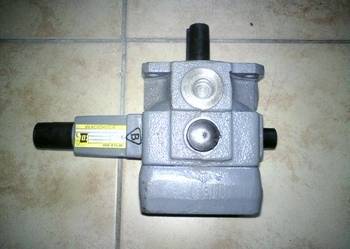 Pompa Rexroth PV2V3-21/63R4MC100