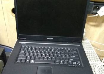 Laptop Toshiba Satellite L30 134 niesprawny na części.
