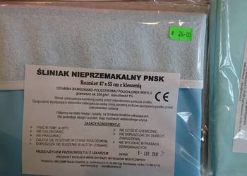 Śliniak 47x55 nieprzemakalny PNSK z kieszonką Halcamp