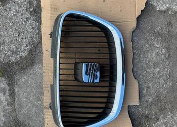 Atrapa chłodnicy (grill) przedniego zderzaka do samochodu Seat Leon II po l