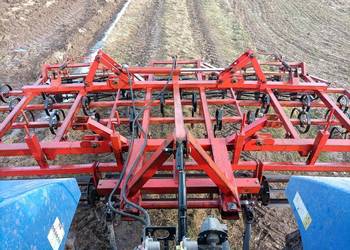 Agregat uprawowy 4.2 m hydraulicznie składany
