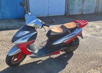 Skuter Zipp Quantum 2t 70cc zarejestrowany