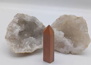 Kolekcjonerski naturalny jaspis obelisk stożek stojący 69mm #42