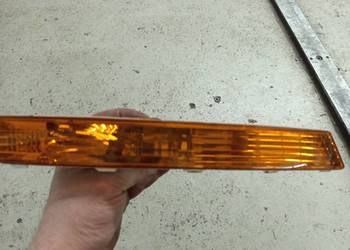 Kierunkowskaz prawy passat b6 orginalny