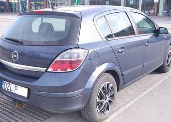 Opel Astra 1.7CDTI 2009 Cosmo Skóra Navi Sensory Klima Grzane folele