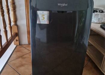 Klimatyzator przenośny Whirlpool z funkcją grzania