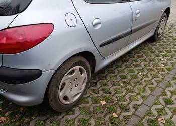 Peugeot 206 mistral 1.4 Benzyna 2003r.