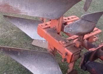 Pług 2 skibowy obrotowy Pług 2 skibowy obrotowy