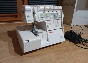 wielofunkcyjny coverlok Janome 1200D / 574