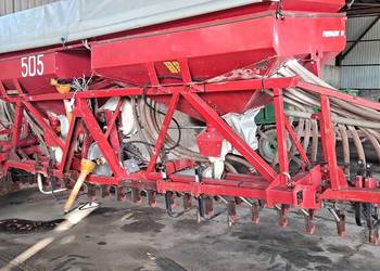 siewnik zbożowy kverneland accord