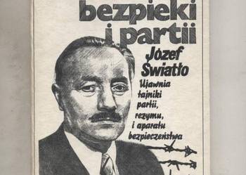 Za kulisami bezpieki i partii - Światło