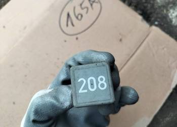 PRZEKAŹNIK VW 208 8A0951253B