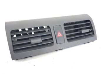 KRATKA NAWIEWU PRZÓD SUZUKI SWIFT III 73610-63J00 Hatchback WENTYLACJI