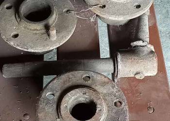 Piasty od przedniej osi Ursus C328