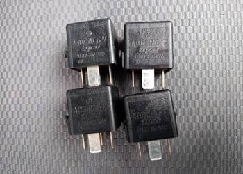 Mercedes w169 przekaźnik A0025421319 Mercedes w169 przekaźnik A0025421319