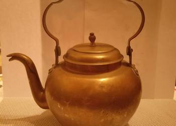 Czajnik dzbanek  mosiądz
