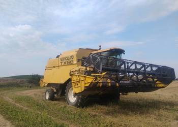 New Holland tx 66