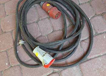 kabel elektryczny z wtyczką i gniazdkiem