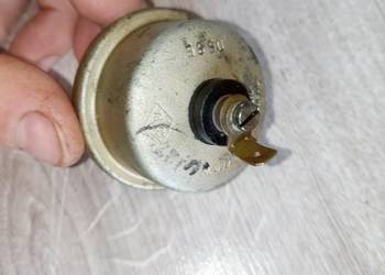 Czujnik cisnienia oleju bączek ŻUK, NYSA, WARSZAWA, TARPAN,