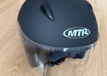 Elegancki kask MTR, czarny mat, rozm. L