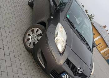 Toyota Yaris 1.3 benzyna